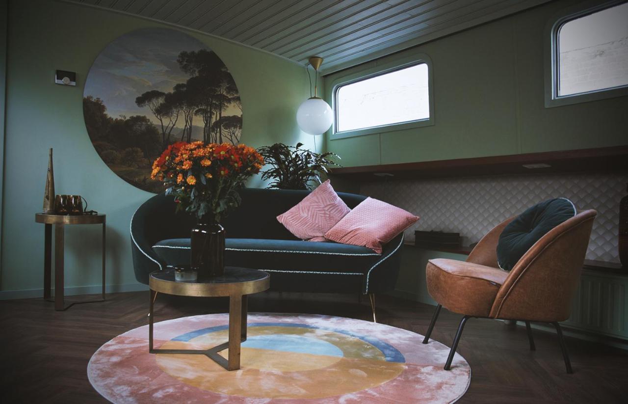 Houseboat 'boat Boutique' Zwolle (Overijssel)